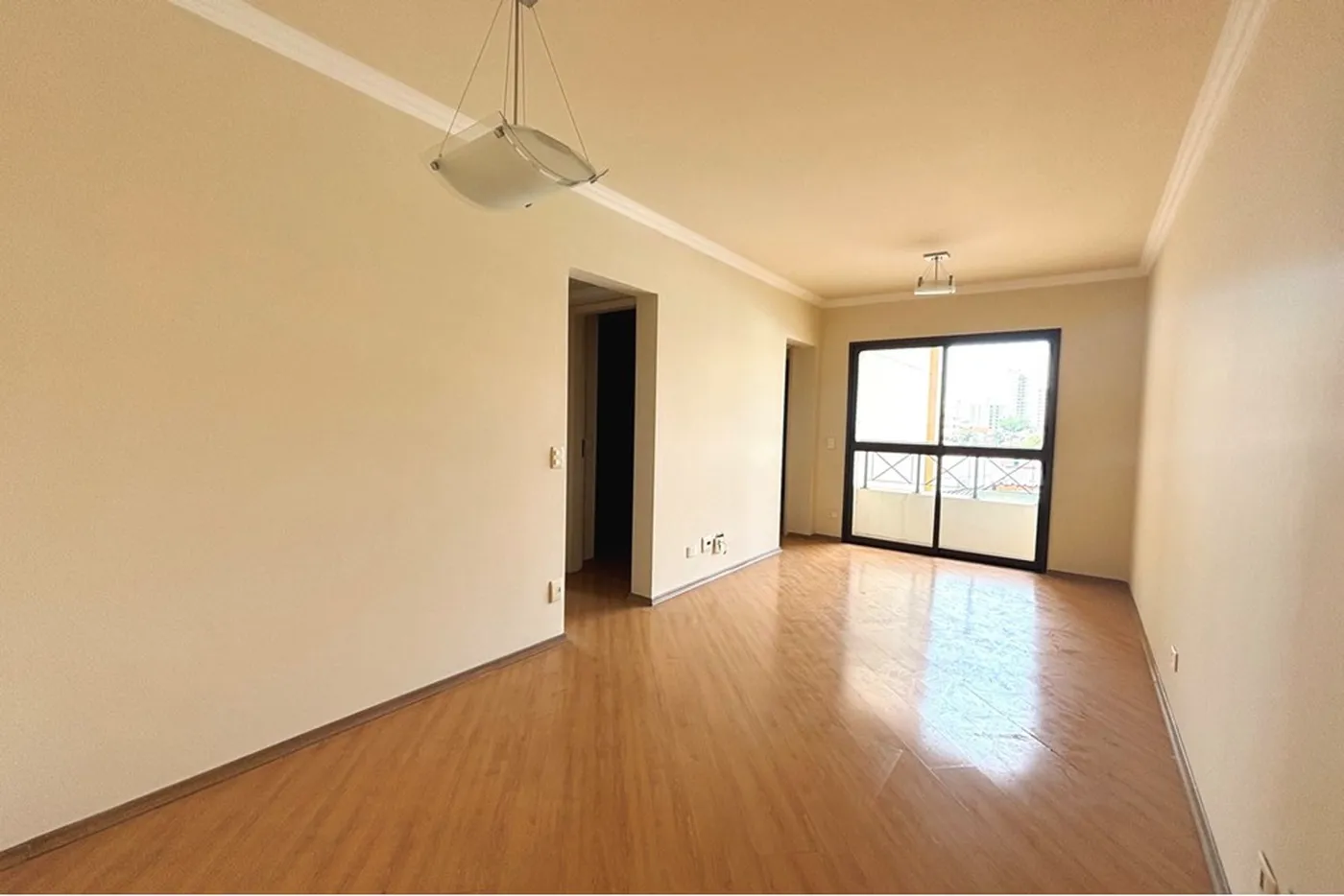 SBDS 834 Apto 602031008-78 - REMAX Classique Exclusividades