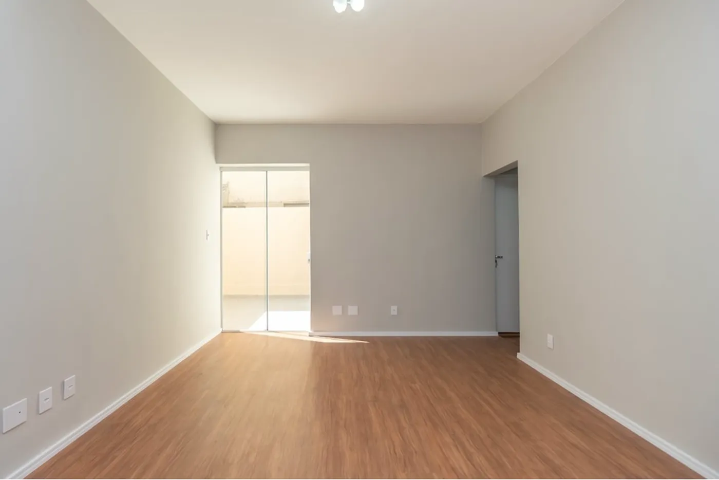 ILC 640 Apto 601811043-2 - REMAX HomeVision Exclusividades