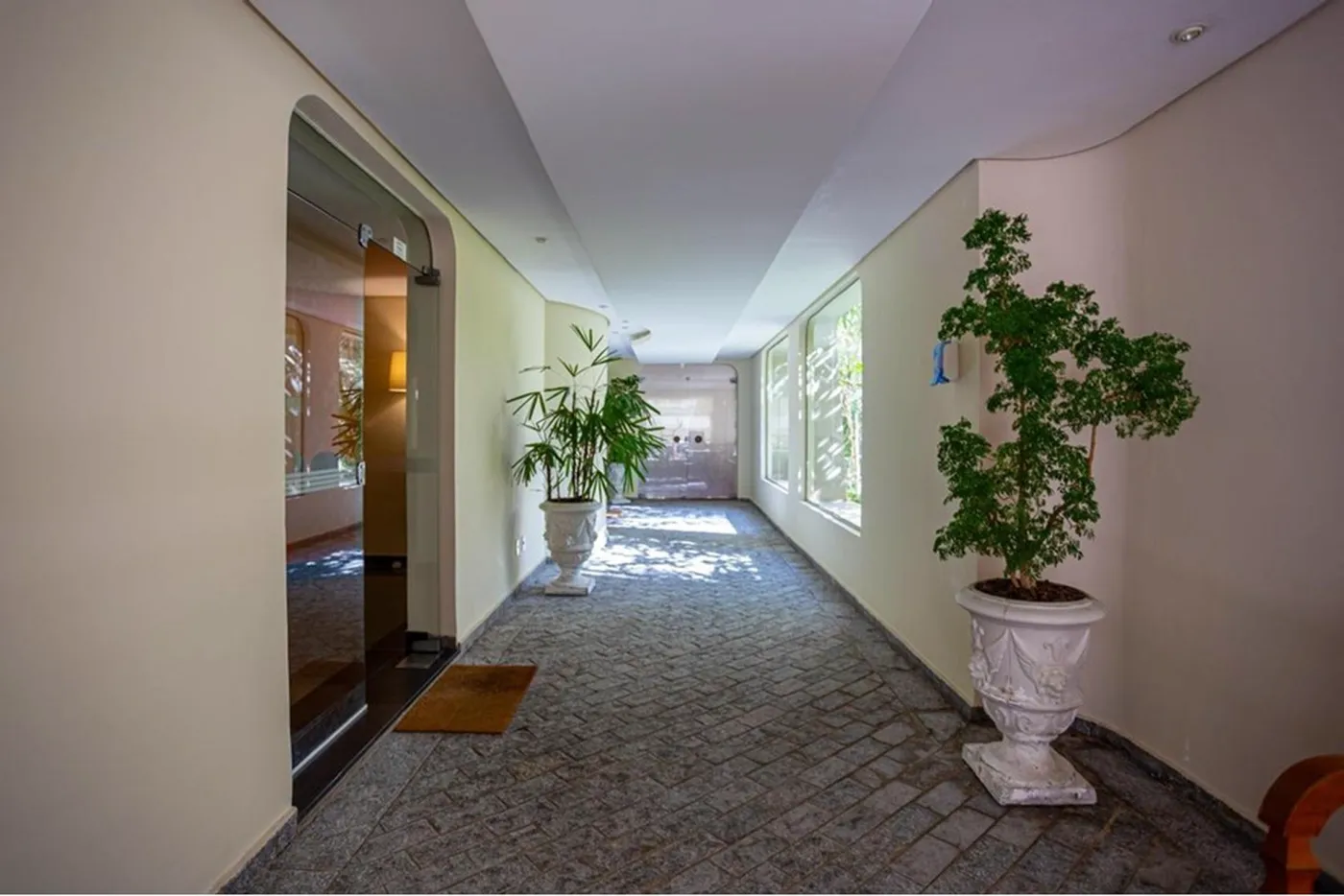 MM 420 Apto 602221006-18 - REMAX Galeria Exclusividades — foto 4