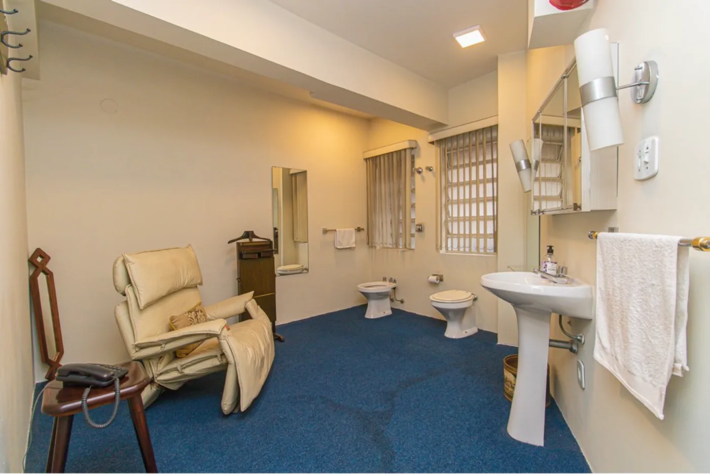 RDR 105 Sala 601081056-48 - REMAX Lepex Exclusividades — foto 2