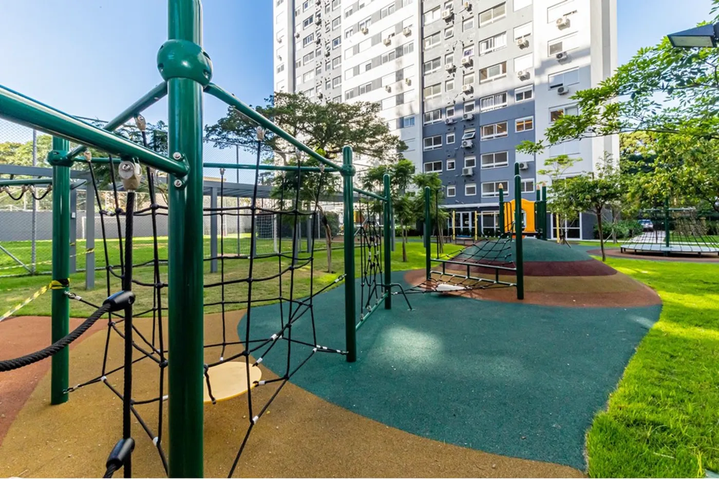 SSJZ 100 Apto 612491040-13 - REMAX Trend Exclusividades — foto 2