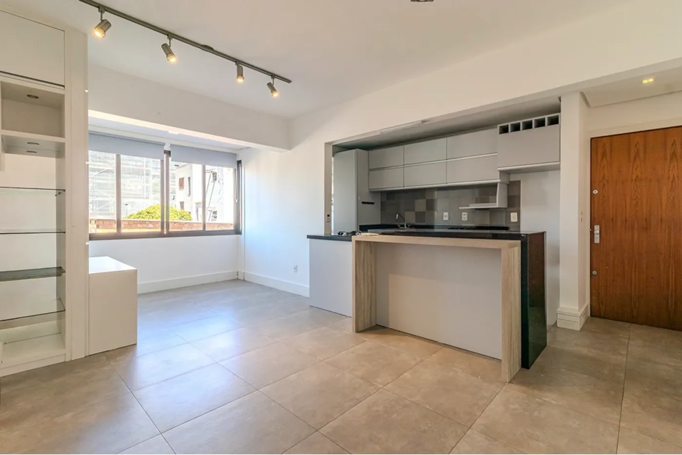 PDRC 400 Apto 612481009-31 - REMAX Andar de Cima Exclusividades