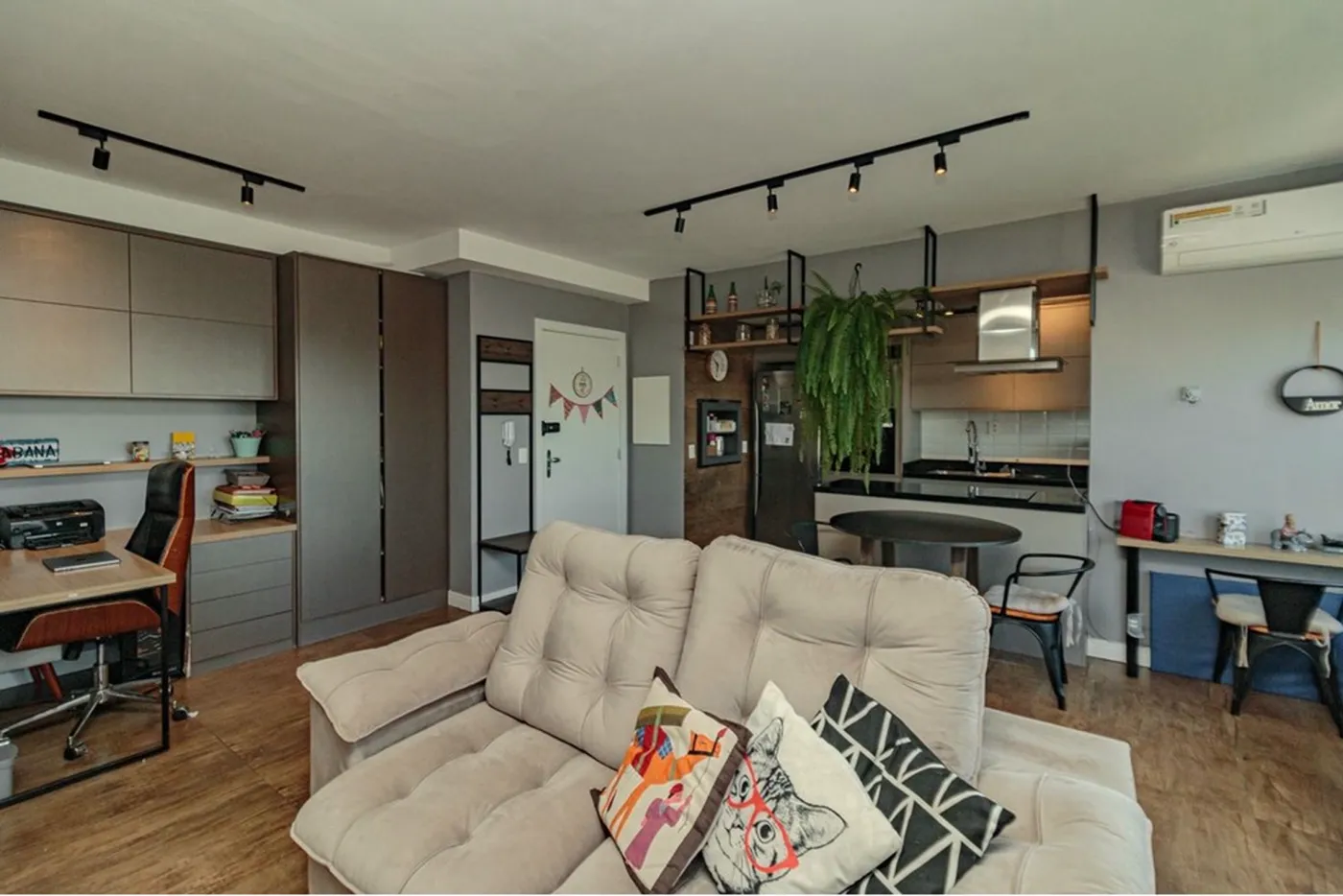 NDJI 1208 Apto 612491009-319 - REMAX Trend Exclusividades