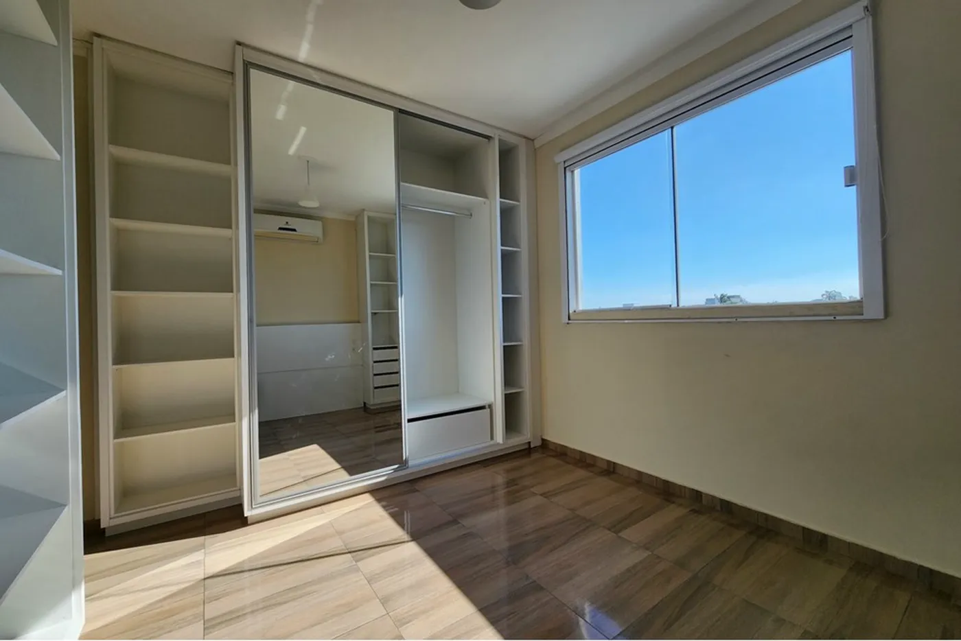 CEL 38 Apto 590231179-232 - REMAX Dream On Exclusividades — foto 2