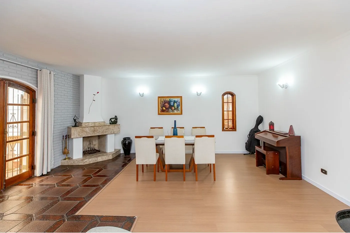 JKJS 112 Casa 601131079-5 - REMAX Ares Exclusividades