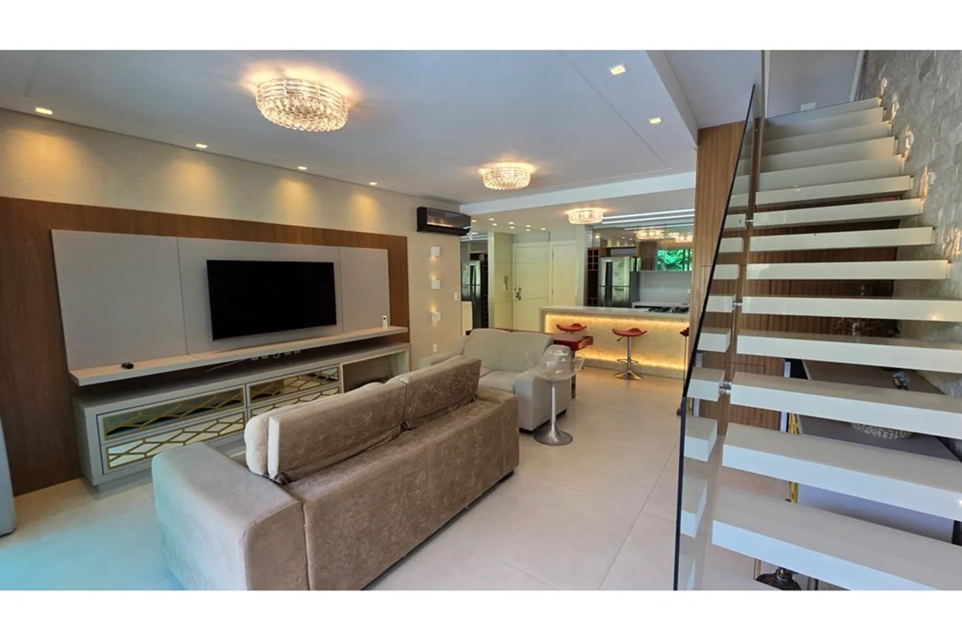 CTBX 2395 Apto 590441066-39 - REMAX Dream On II Exclusividades — foto 3