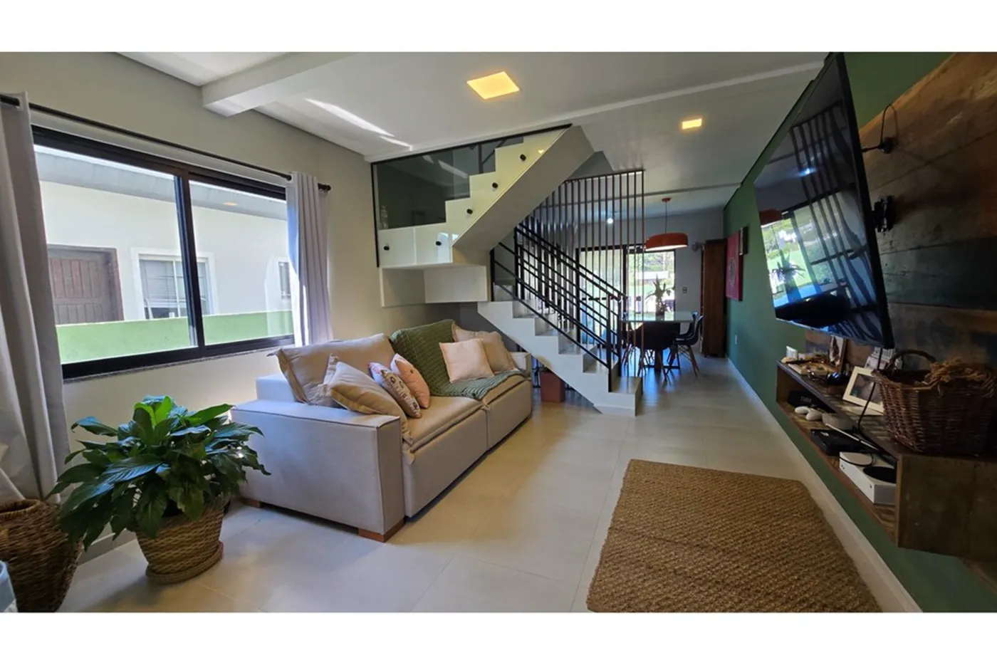 RVDC 800 590441066-32 - REMAX Dream On II Exclusividades