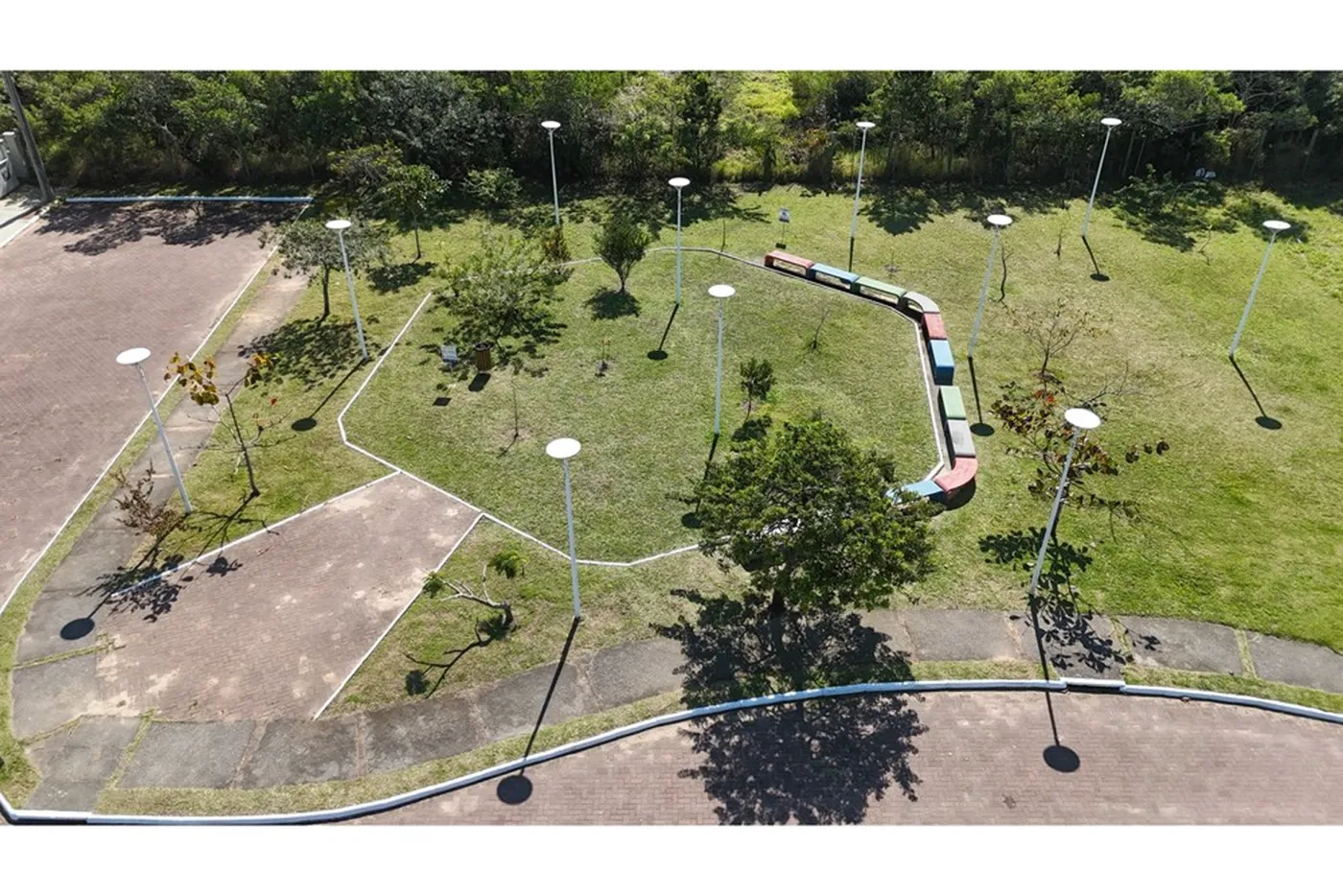 RVDC 800 590441066-32 - REMAX Dream On II Exclusividades — foto 5