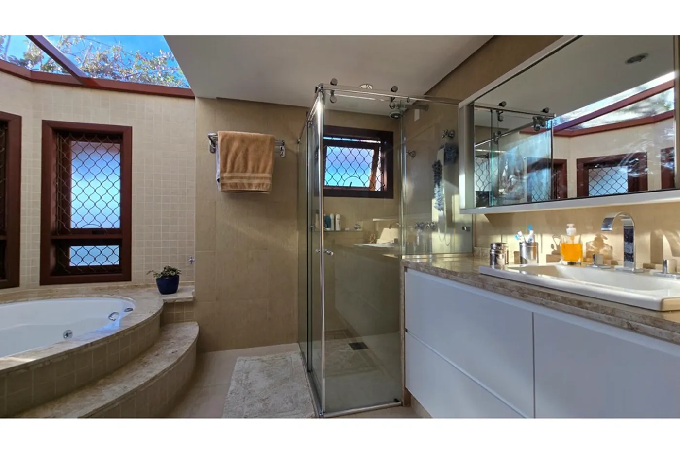 JIDG 211 590441066-42 - REMAX Dream On II Exclusividades — foto 2