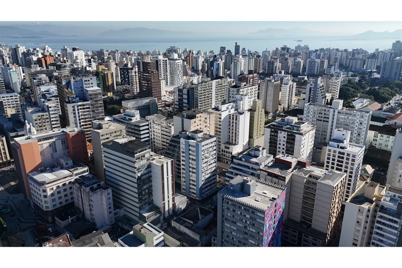 CAG 79 Sala 590441066-33 - REMAX Dream On II Exclusividades — foto 3
