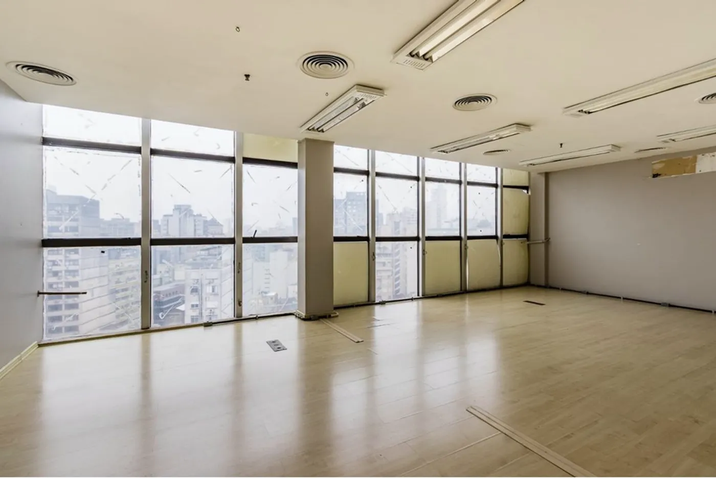 CHDA 1001 Sala 612511065-1 - REMAX Moderna Exclusividades