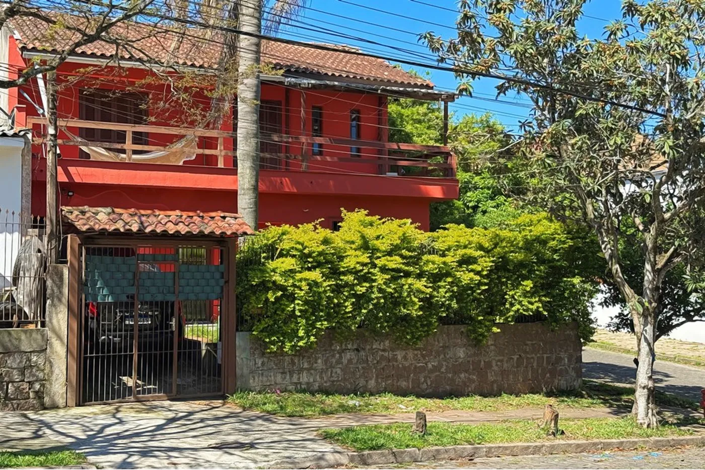 VNVDS 200 Casa 610191037-94 - REMAX Casa Sul Exclusividades
