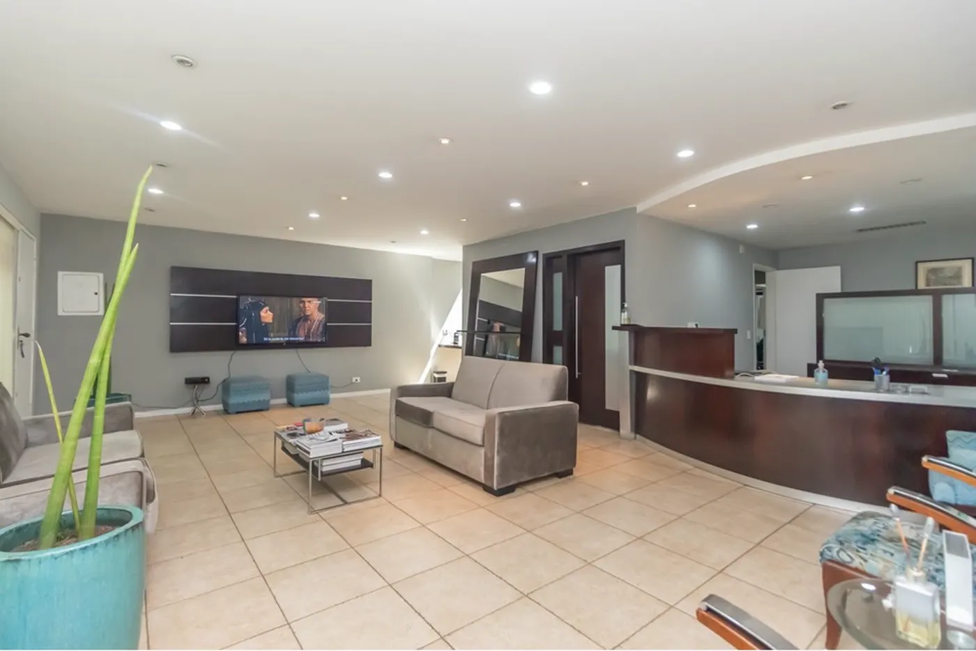 MJ 913 Sala 602221002-38 - REMAX Galeria Exclusividades
