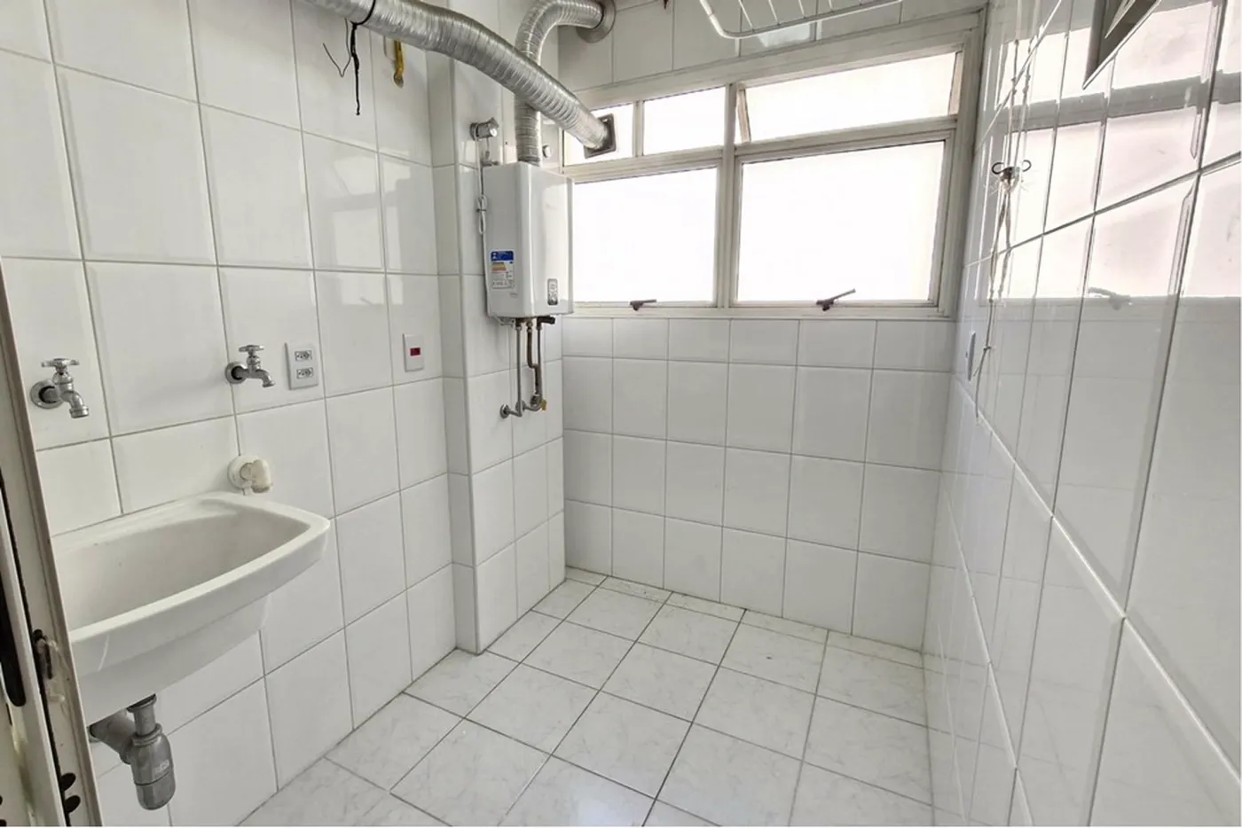 IJ 79 Apto 601361043-39 - REMAX Trio Exclusividades — foto 3