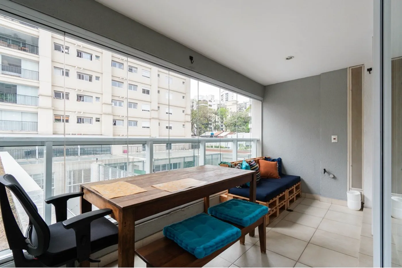 CBADMS 878 Apto 601241044-41 - REMAX Ville Exclusividades