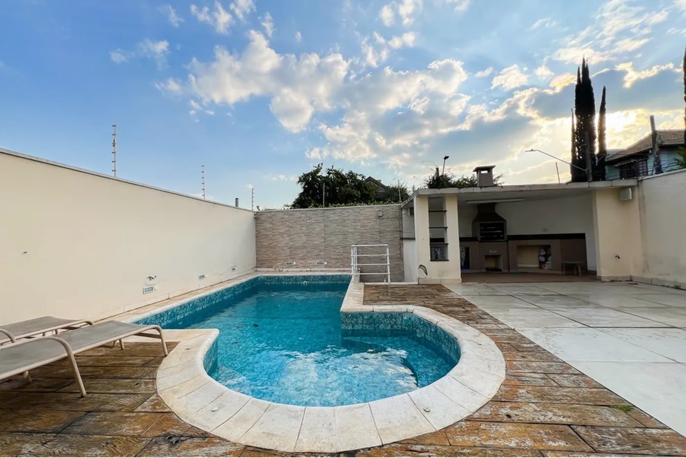 MDH 343 601401007-62 - REMAX Paradisus Exclusividades