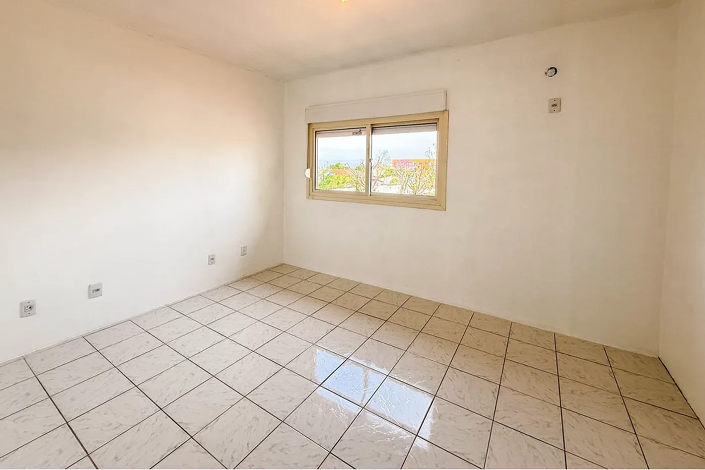 FBDM 300 Casa 612651052-78 - REMAX Pillares Exclusividades — foto 2