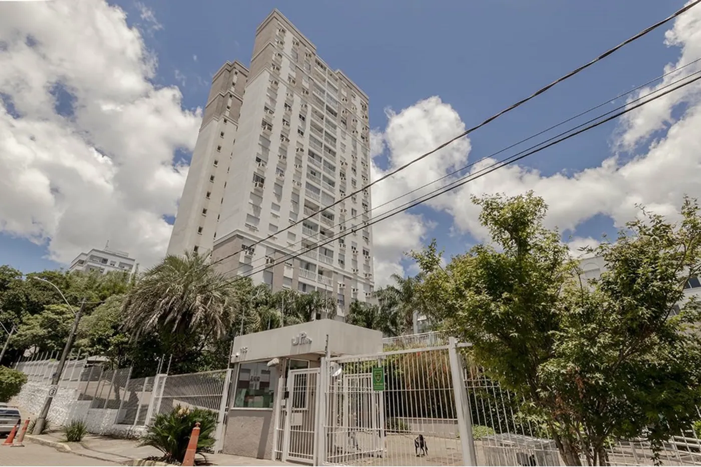 CRL 135 Apto 612541029-14 - REMAX Street Exclusividades