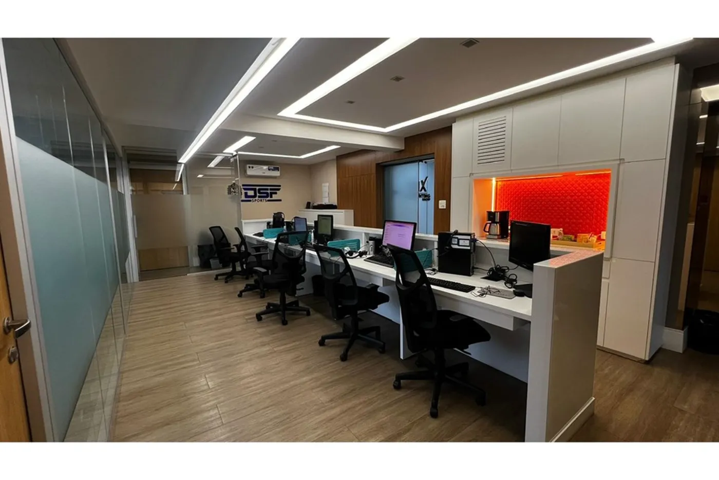 JPJEDL 680 Sala 601361051-47 - REMAX Trio Exclusividades — foto 3