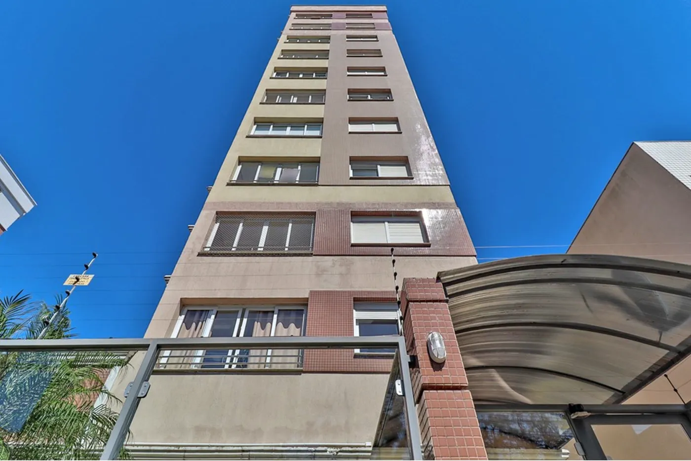 CRFC 151 Apto 612491006-104 - REMAX Trend Exclusividades