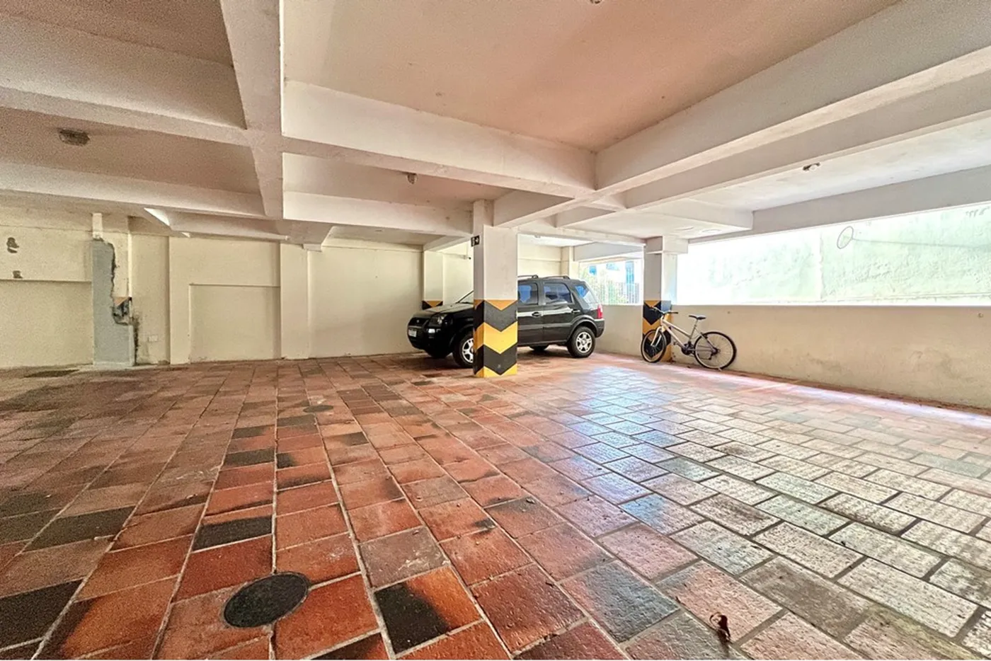 CB 1169 Apto 610241012-209 - REMAX 520 Exclusividades — foto 2