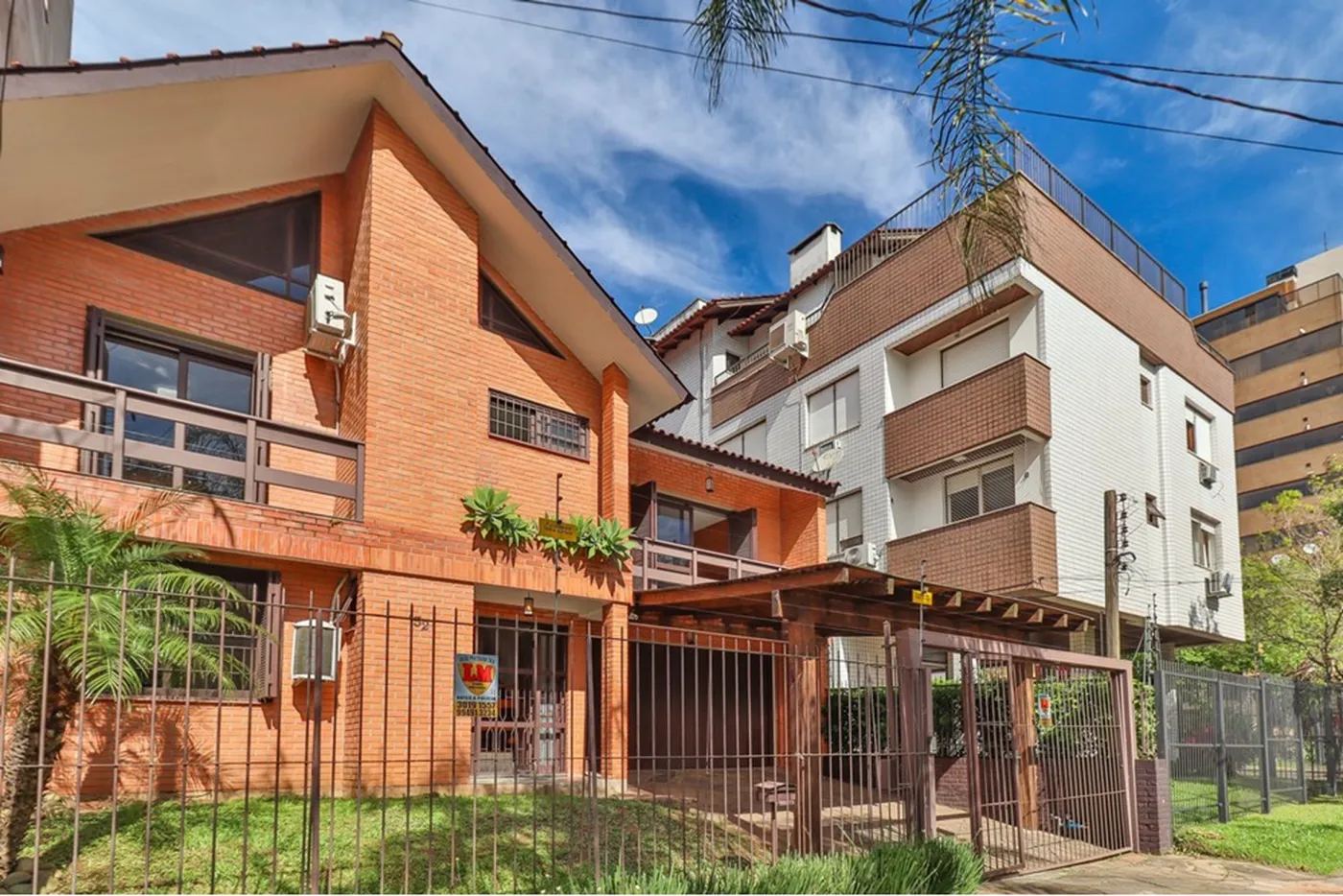 JIMSC 152 Casa 612511073-5 - REMAX Moderna Exclusividades