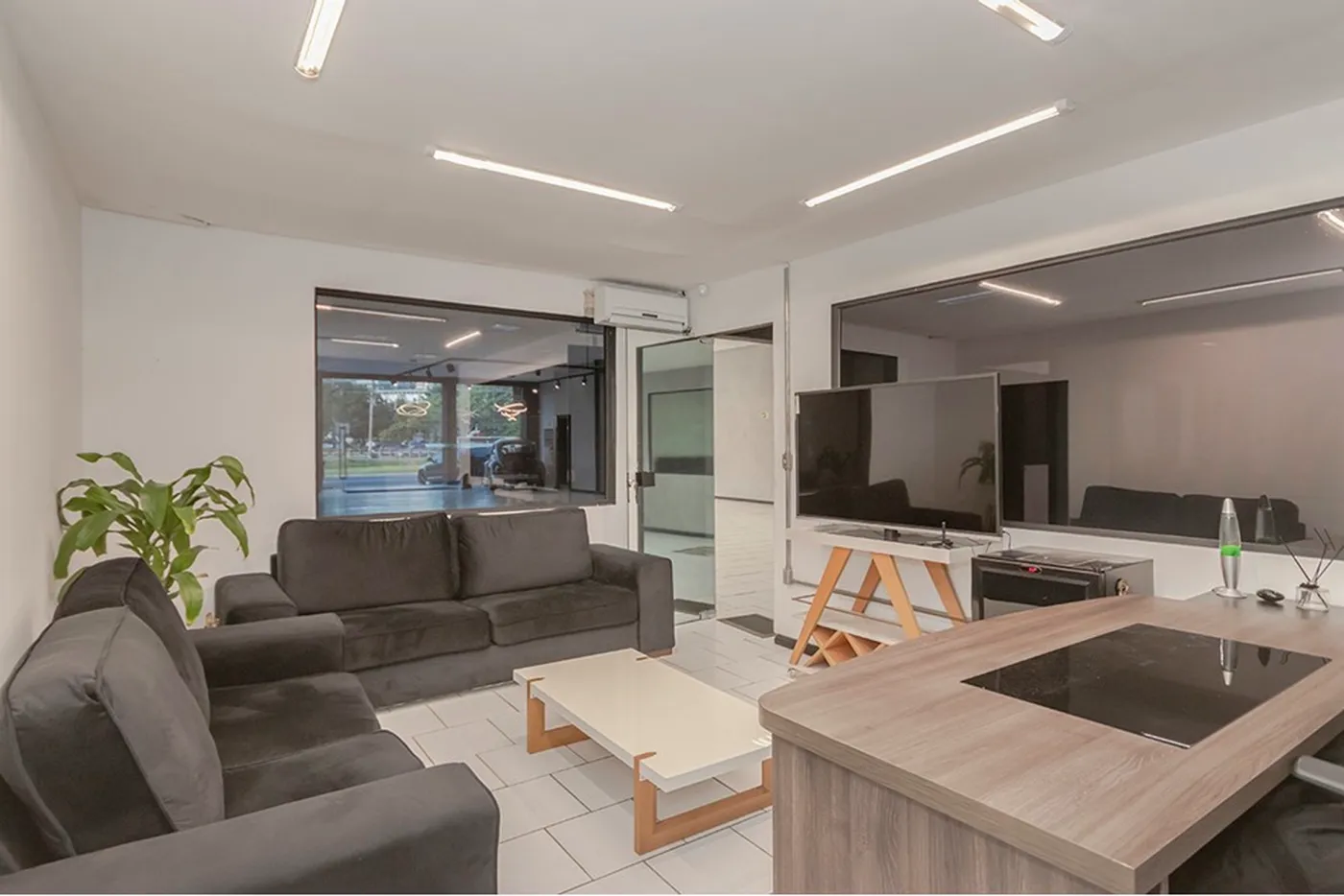 SI 2829 Loja 612521044-65 - REMAX Place Exclusividades — foto 3