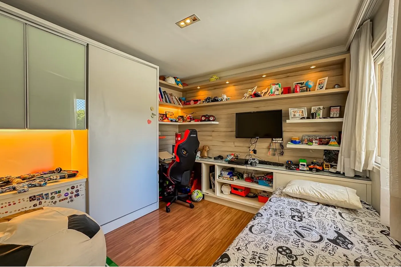 JISJES 251 Apto 612521072-25 - REMAX Place Exclusividades — foto 4