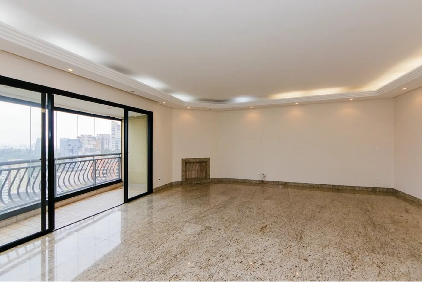 VAI 191 Apto 602051002-79 - REMAX B Loyalty Exclusividades