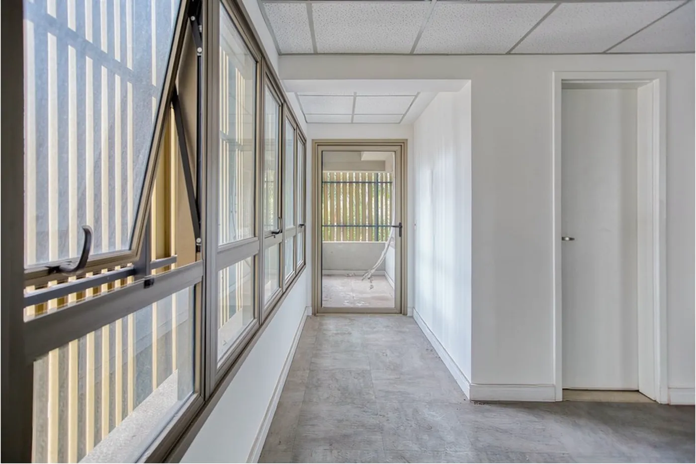 PT 446 Sala 601081092-4 - REMAX Lepex Exclusividades — foto 5