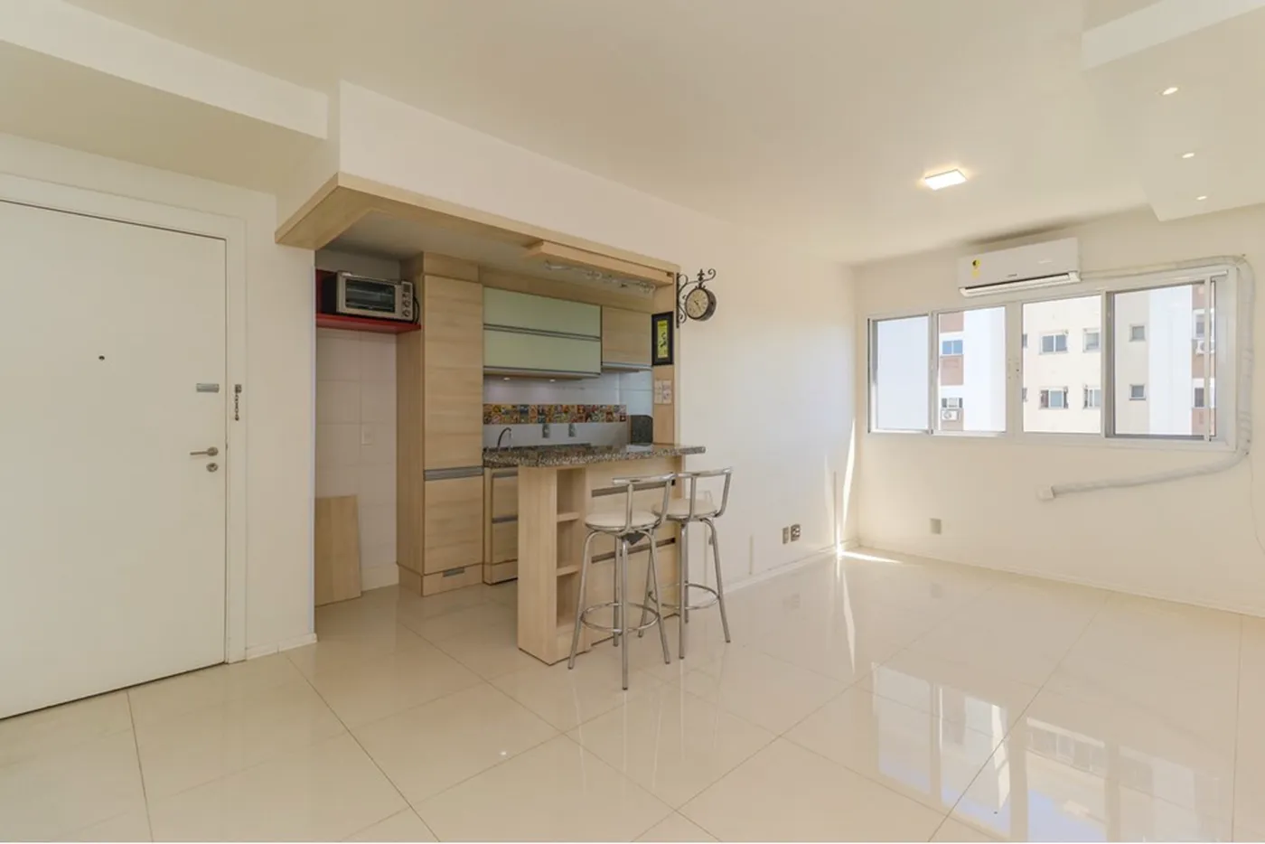 PDAJM 400 Apto 612511074-122 - REMAX Moderna Exclusividades