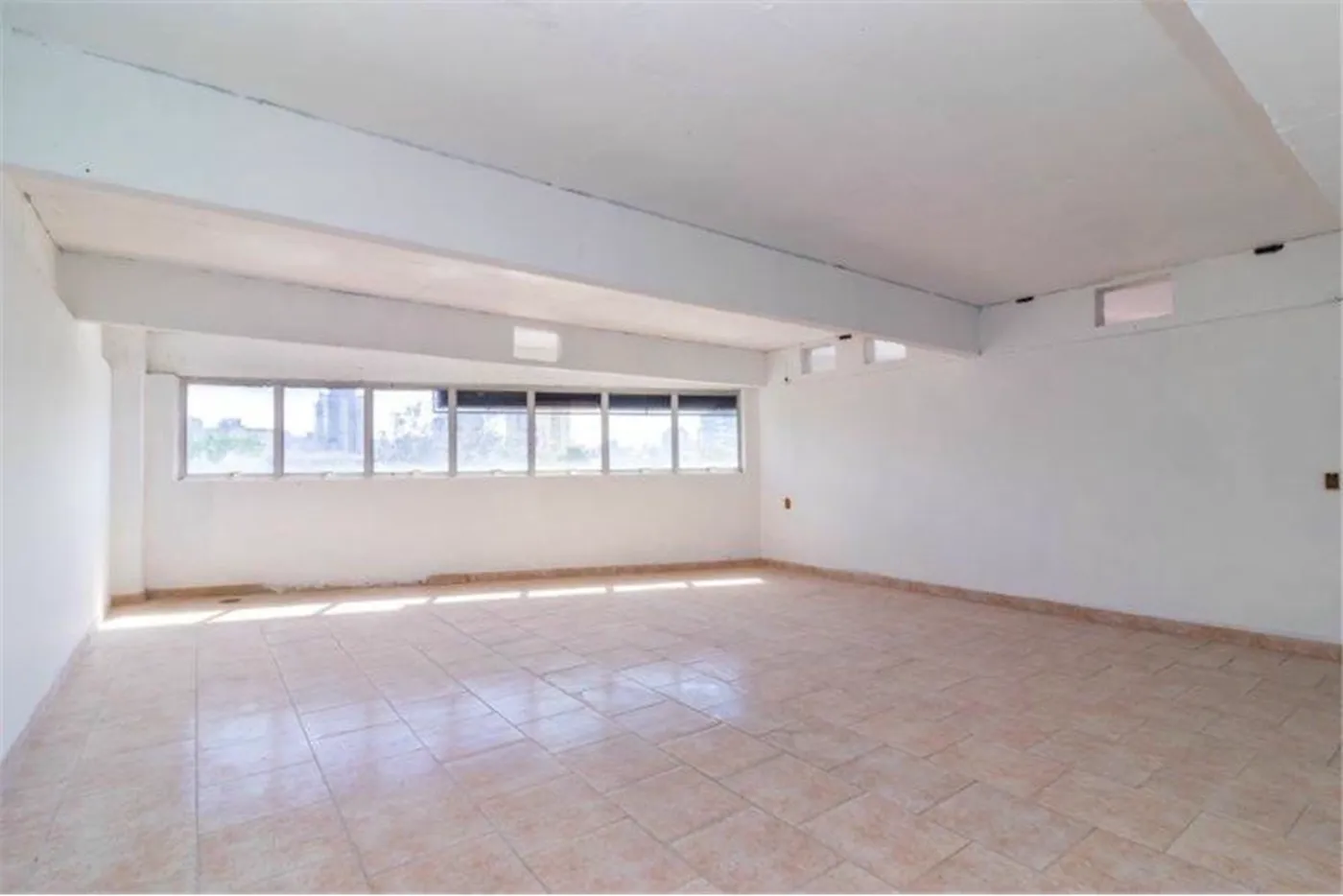 PMDA 470 Sala 612541001-152 - REMAX Street Exclusividades — foto 3