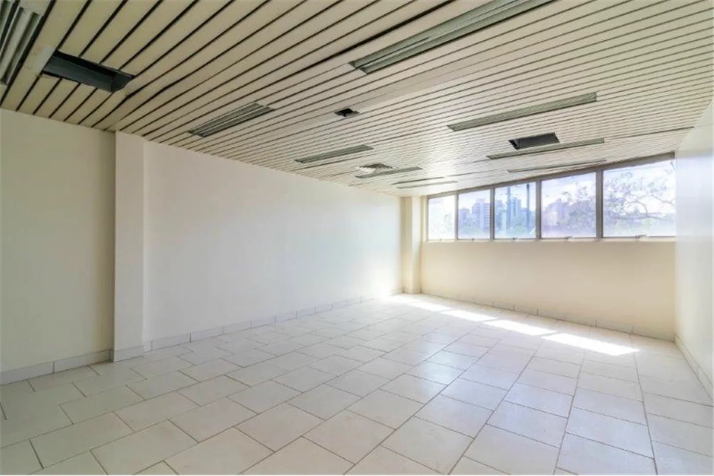 PMDA 470 Sala 612541001-152 - REMAX Street Exclusividades — foto 2