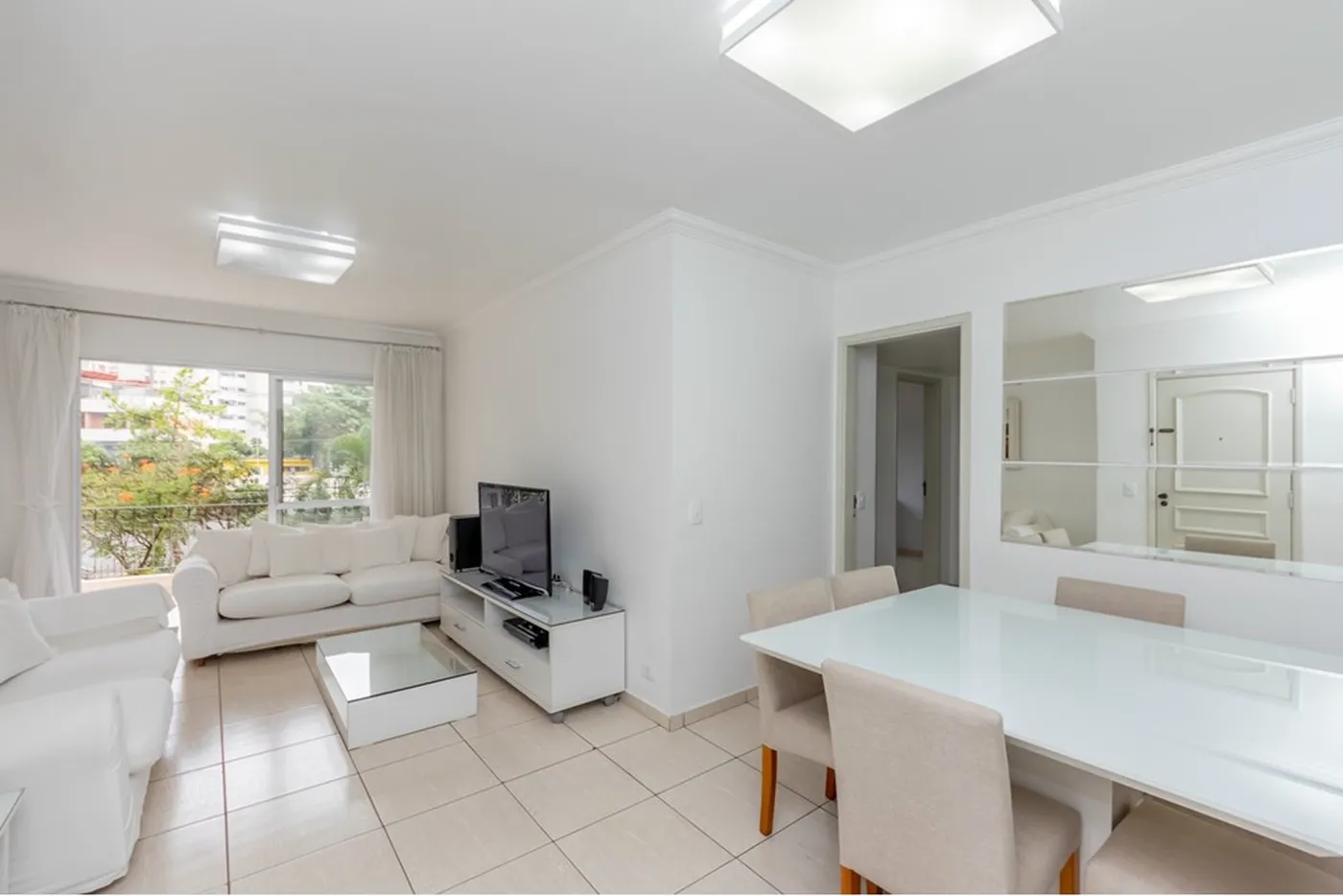 VCEDI 847 Apto 602031002-120 - REMAX Classique Exclusividades