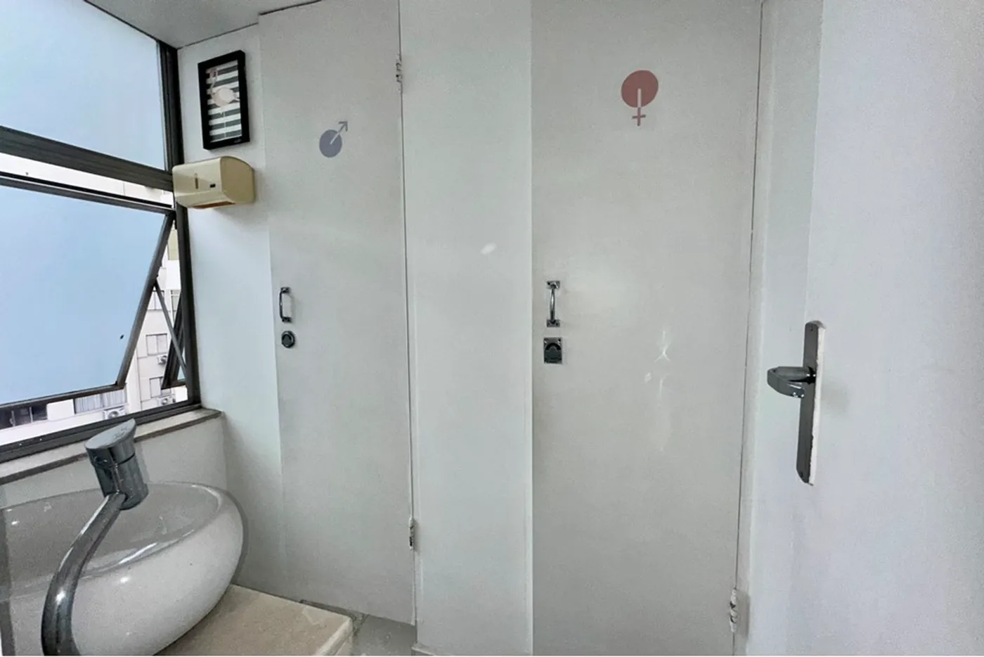 JPJEDL 680 Sala 601081056-54 - REMAX Lepex Exclusividades — foto 2