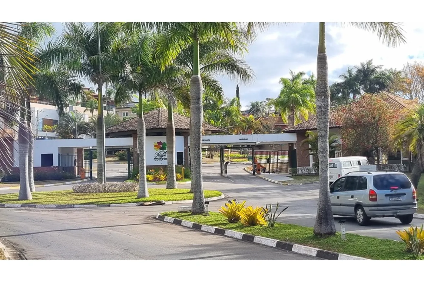 JINR 182 Casa 601361048-44 - REMAX Trio Exclusividades — foto 3