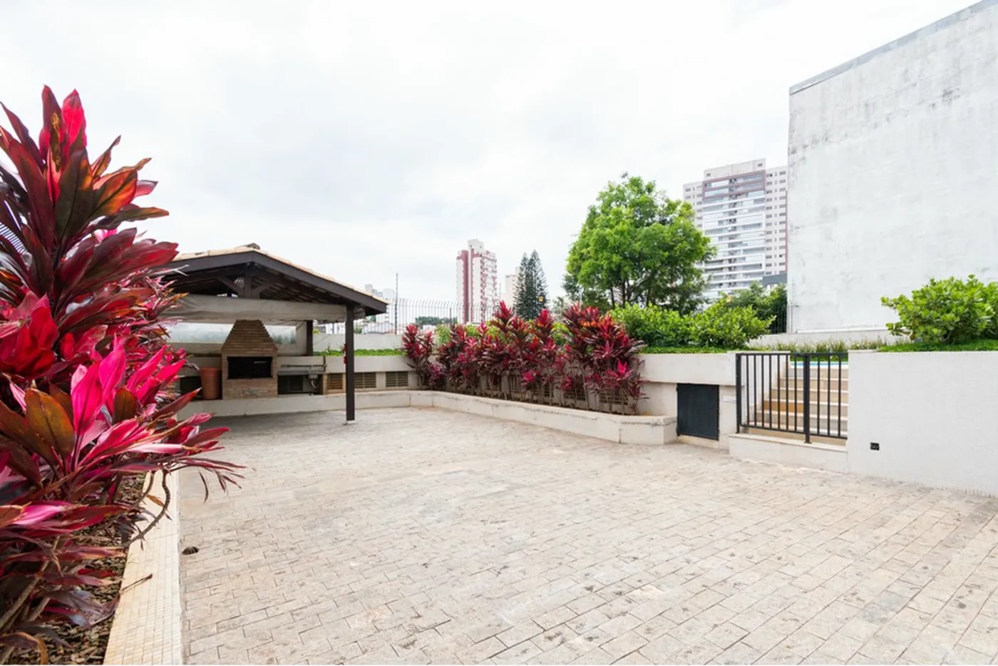 MDB 20 Apto 601241007-84 - REMAX Ville Exclusividades — foto 2