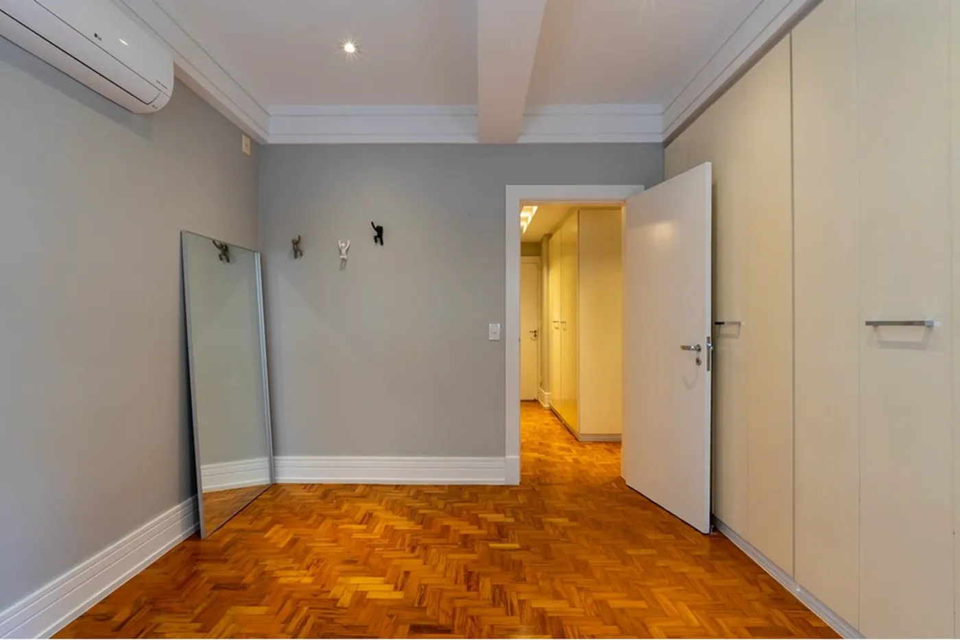 CCHL 999 Apto 601241033-108 - REMAX Ville Exclusividades — foto 3
