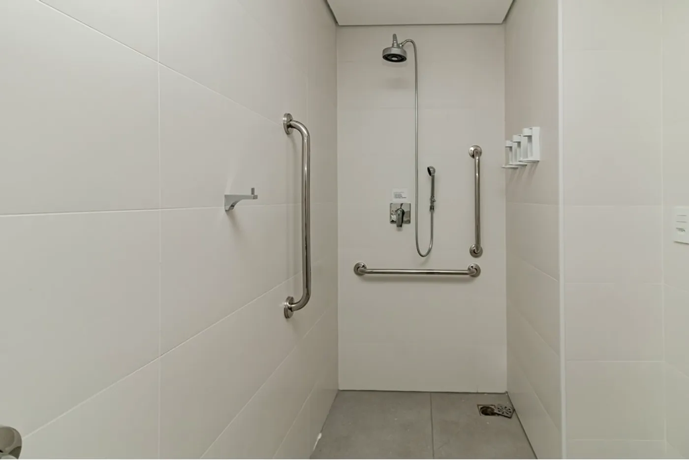 TFCH 173 Apto 610221042-59 - REMAX Donno Exclusividades — foto 2