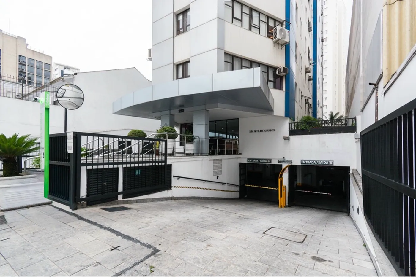 IBI 252 Sala 601241007-86 - REMAX Ville Exclusividades — foto 3