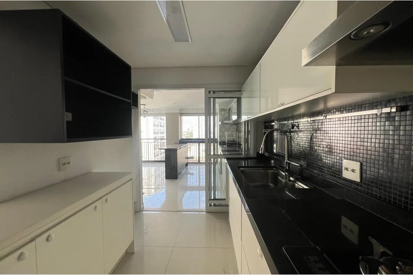 ICB 926 Apto 602031025-28 - REMAX Classique Exclusividades — foto 4
