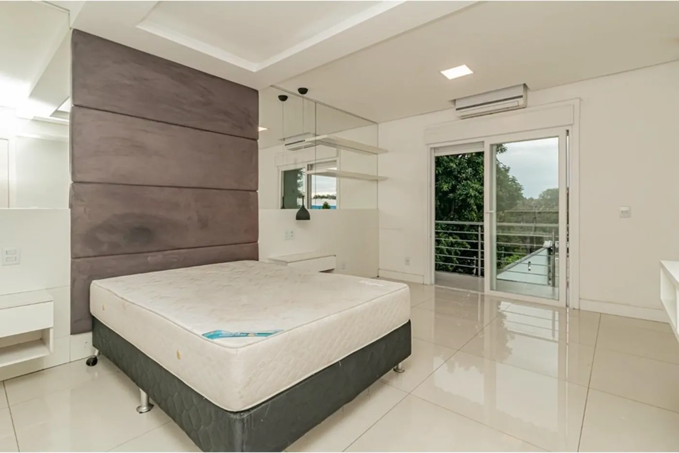 NN 724 Casa 612521066-12 - REMAX Place Exclusividades — foto 3