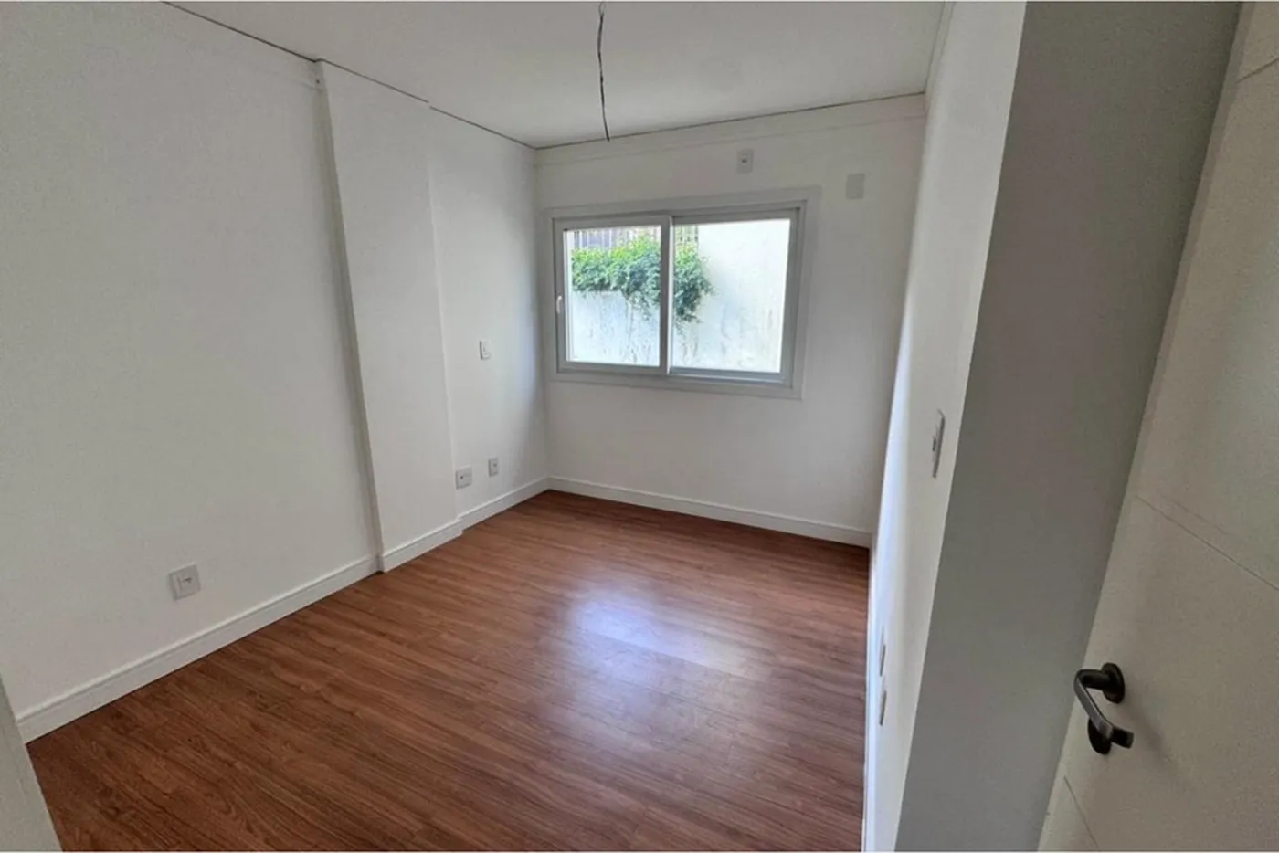 STOD 231 Apto 610221015-47 - REMAX Donno Exclusividades — foto 4