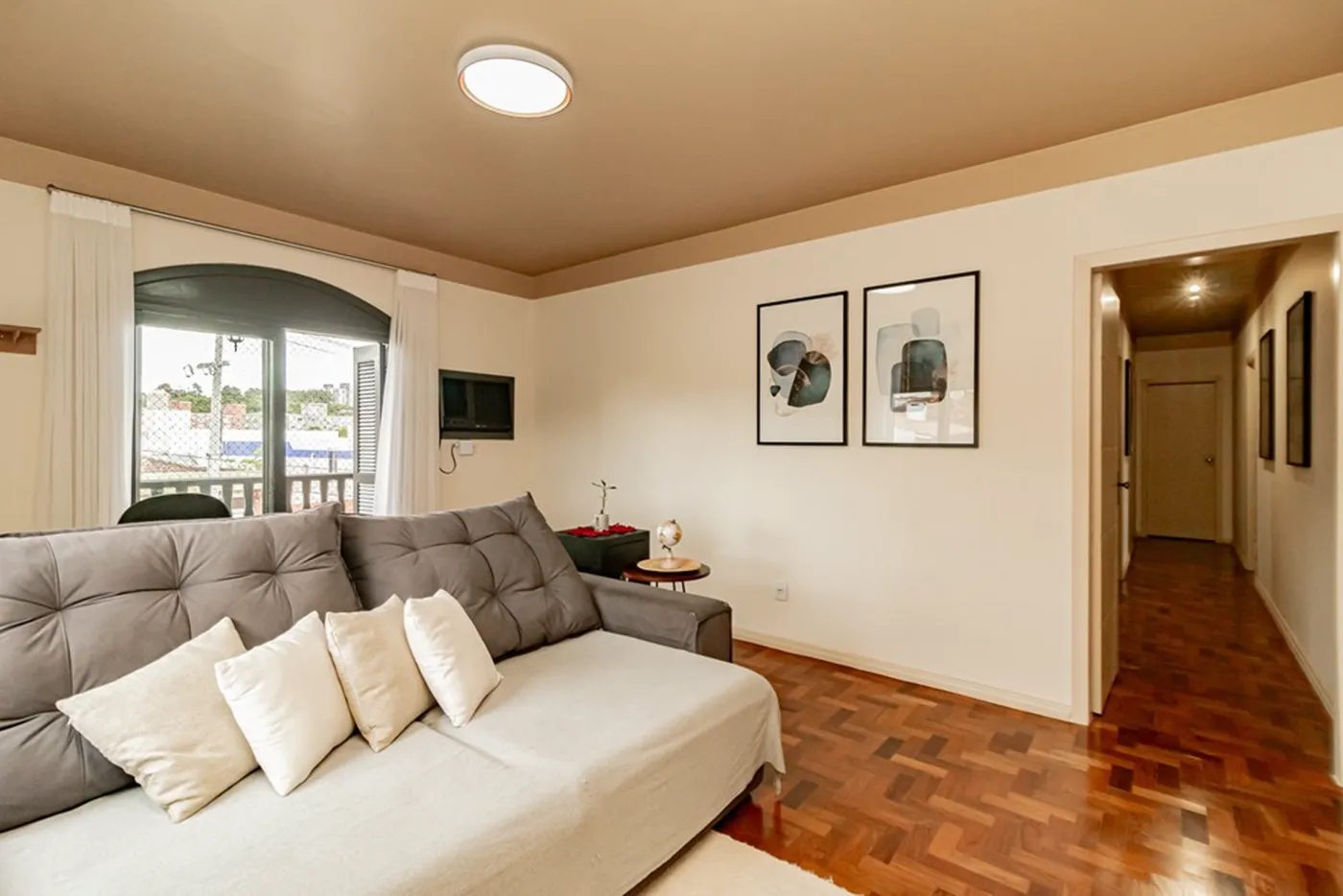 JISS 61 Apto 612521031-216 - REMAX Place Exclusividades