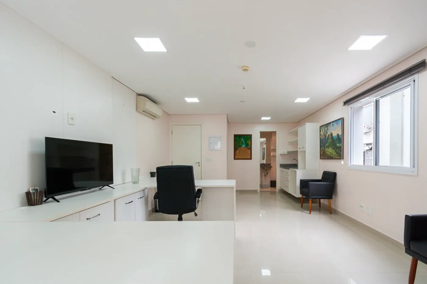 JPJ 72 Sala 601241003-207 - REMAX Ville Exclusividades — foto 2