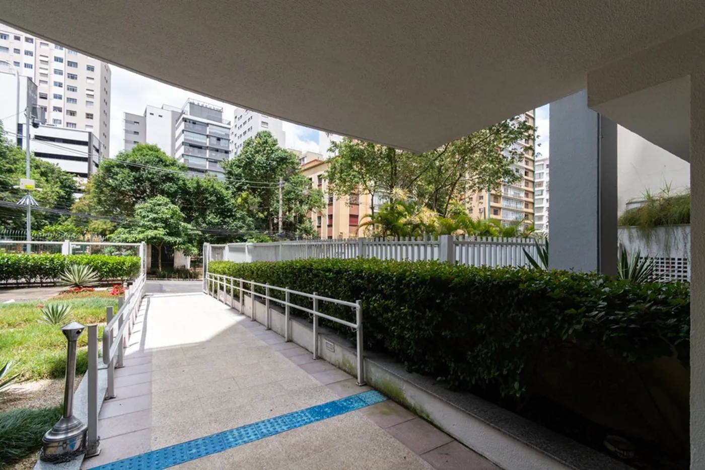 JPJ 72 Sala 601241003-207 - REMAX Ville Exclusividades — foto 4