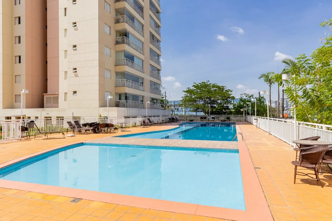 JPLJ 140 Apto 601241068-21 - REMAX Ville Exclusividades — foto 2