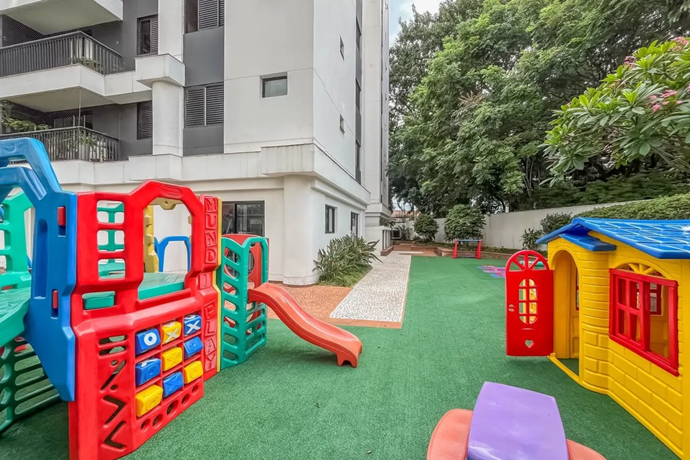 MDE 65 Apto 601721002-61 - REMAX Front Exclusividades — foto 2