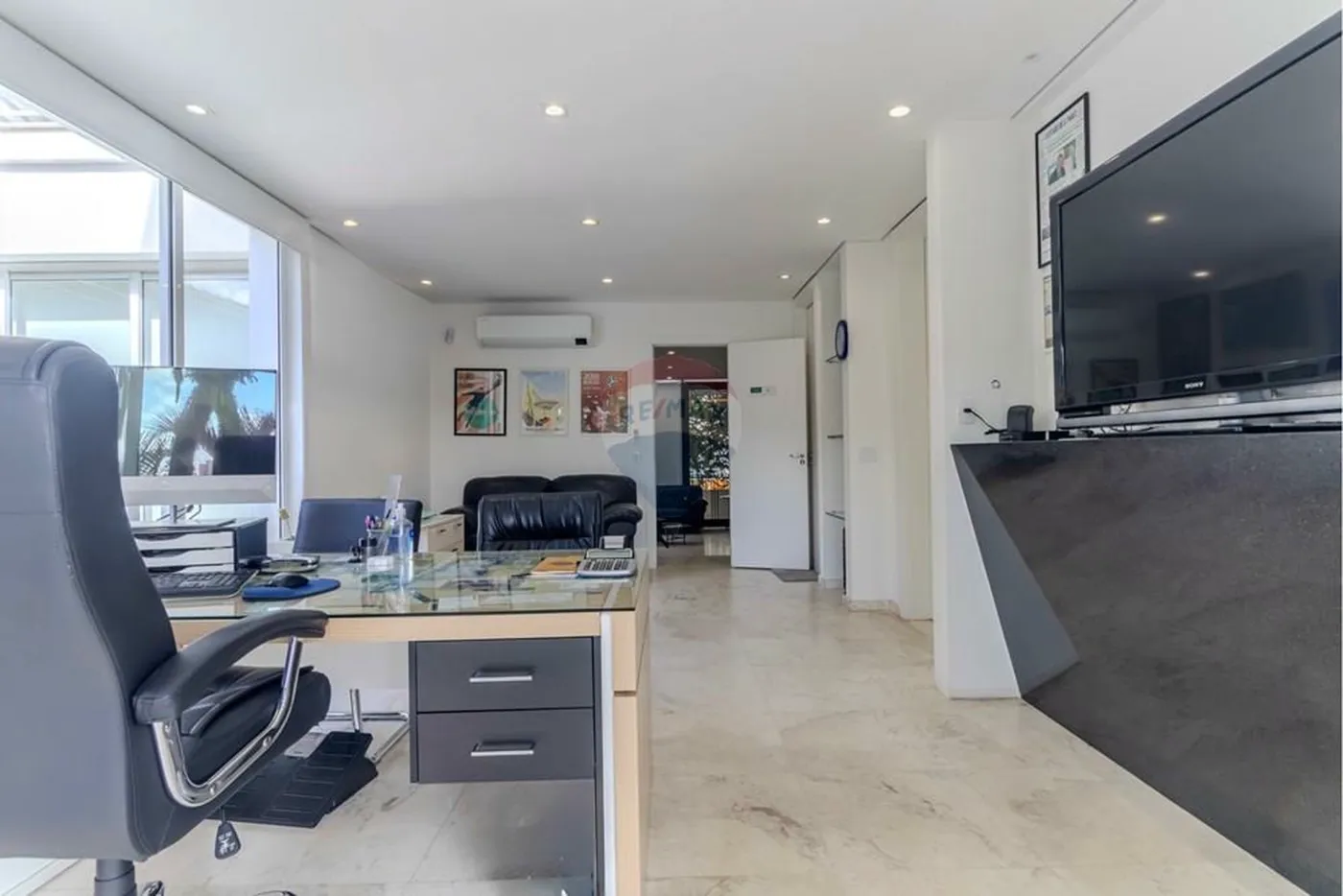 HC 142 Prédio 601081019-71 - REMAX Lepex Exclusividades — foto 3