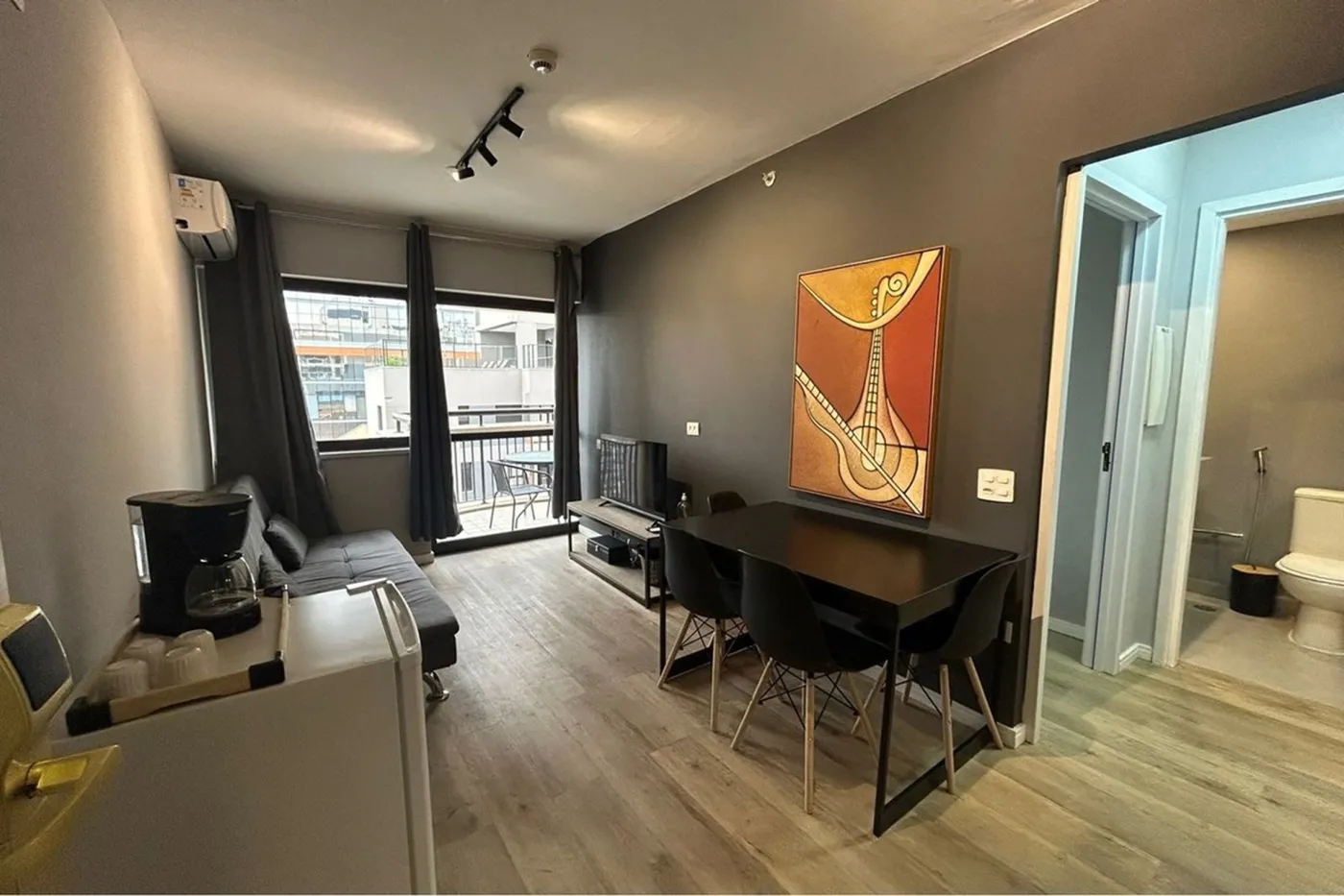 IBTN 200 Apto 630331112-28 - REMAX Comunità Exclusividades